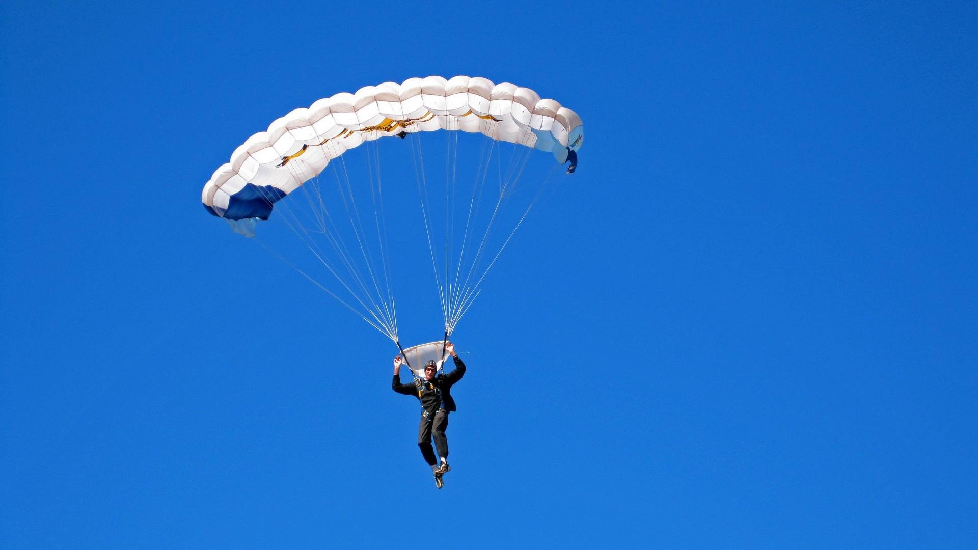 赛季末回顾:最令人难忘的比赛瞬间,难忘的赛程