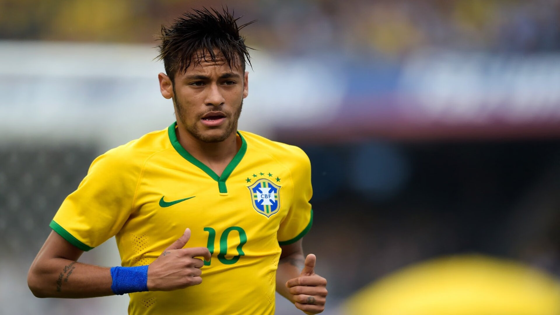 中国足球品牌建设动力不足,中国足球运动品牌